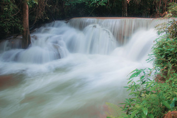 Fototapeta na wymiar Waterfall with beautiful and freshness.