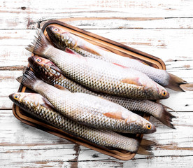 Raw fish with spices