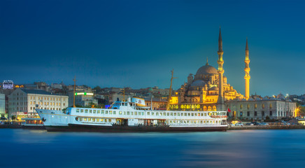 Fototapeta na wymiar View of public ferry and old district of Istanbul