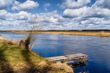 Rzeka Supraśl i Narew. Złotoria nad Narwią. Wiosna w dolinie Narwi i Supraśli. Podlasie, Polska © podlaski49