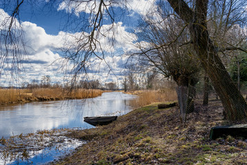 Rzeka Supraśl i Narew. Złotoria nad Narwią. Wiosna w dolinie Narwi i Supraśli. Podlasie, Polska © podlaski49