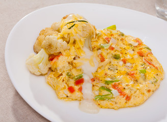 Omelet with cauliflower for breakfast