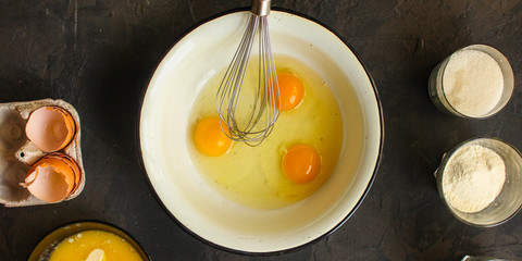 raw eggs, cooking process (ingredients). food background. copy space