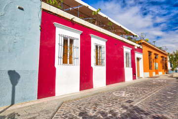 Oaxaca, Scenic old city streets and colorful colonial buildings in historic city center