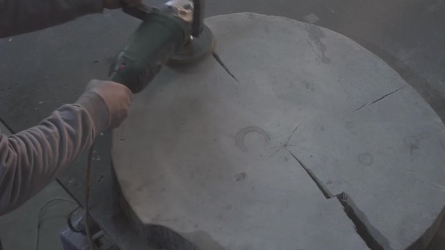Polishing old log