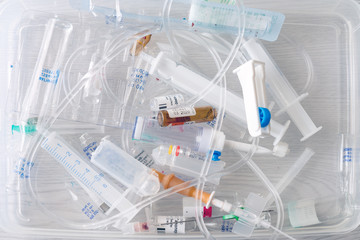 medical syringes and ampoules of plastic and glass that were in use, waste
