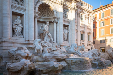 Fototapeta na wymiar Beautiful architecture of the Trevi Fountain in Rome, Italy