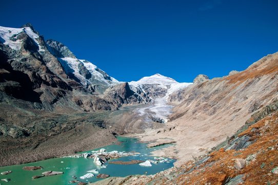 mountain under blue sky during daytime