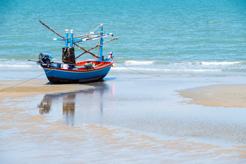 Fototapeta premium Beach when low tide