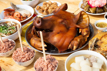 Food for offerings to pay respect god