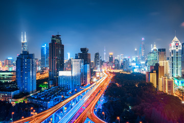 Fototapeta premium shanghai elevated road junction and interchange overpass at night