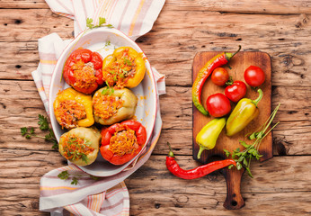 Pepper stuffed with meat