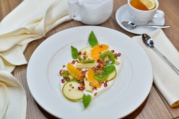 fresh fruit breakfast