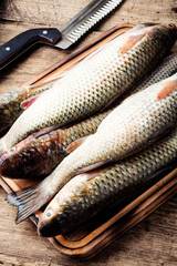 Raw fish with spices