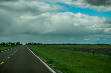 Fototapeta premium road and blue sky