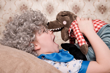 großmuter und der böse wolf