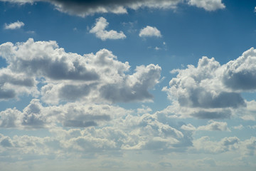 青い空と白い雲