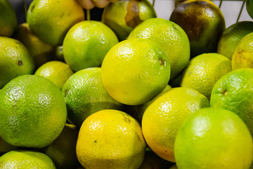 oranges inside a supermarket trolley