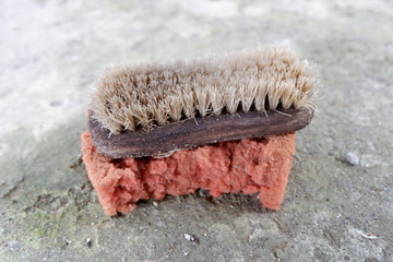 foam and wash brush that are worn