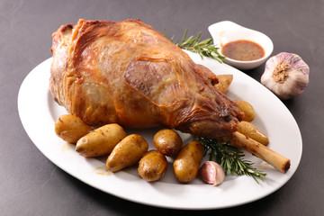 grilled lamb leg and potatoes