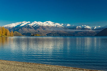 Morning view of Lake Wanaka and Buchanan Peaks, New Zealand, south island