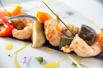 Gamberi scottati con verdure in carpione
