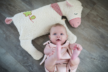 Baby entwickelt sich