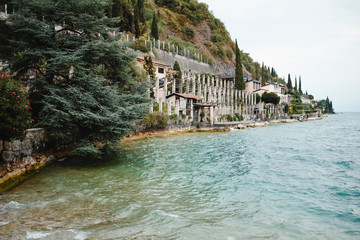 Fototapeta na wymiar Traditioneller Limonenanbau am Gardasee