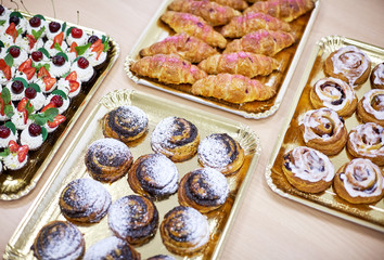 sweet buns with poppy seeds