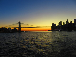 Fototapeta premium sunset at brooklyn bridge