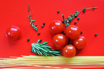 Spaghetti, thyme, tomatoes and rosemary