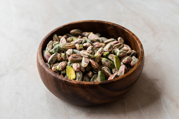 Raw Peeled Pistachio with no / without Shell.