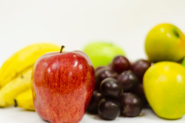 tropical fruits for a healthy diet