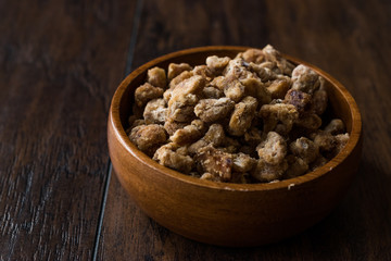 Dried Date Fruit Pieces in Wooden Bowl / Organic Dry Fruit Snacks