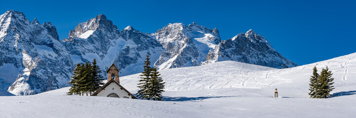 Col du Lautaret, Hautes-Alpes, Ecrins National Park, Alps, France: Panoramic winter view on the...