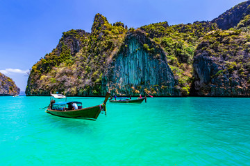 Take a boat to see the beauty of Phi Phi Leh at Pileh Bay and Loh Samah Bay.