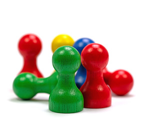 Bunte Spielfiguren, Holzkegel