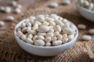 White bean in bowl