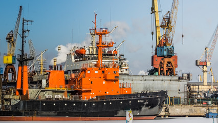 Fototapeta premium Cargo ship at the port
