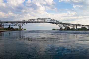 Fototapeta na wymiar International Blue Water Bridge Border Crossing