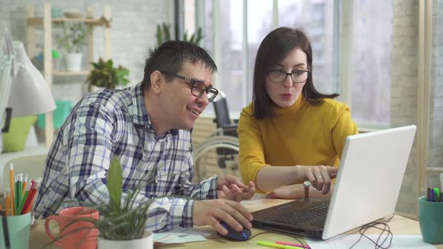 adult male autist is learning how to deal with the Internet