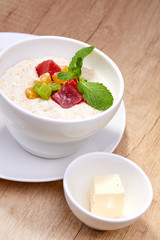 breakfast with oat porridge