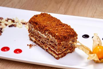 tasty honey cake