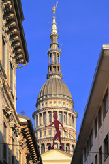 CUPOLA E FUNANBOLO A NOVARA IN ITALIA, DOME AND TIGHTROPE WALKER IN NOVARA CITY IN ITALY 