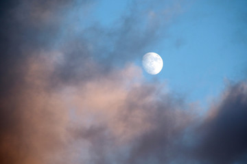 Fototapeta premium Crescent moon and clouds