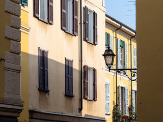 Fototapeta na wymiar facades of medieval houses in Lecco town