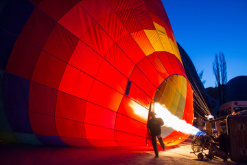 Fire in a balloon Preparation for takeoff