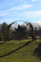 Owalna pergola pionowo © B.K.FOTO