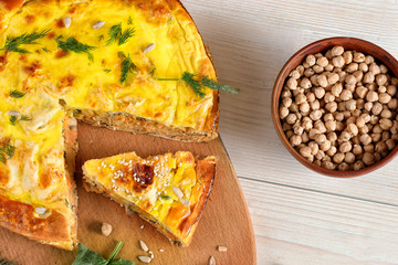 Healthy Vegan Spinach, Lentil & Chickpea Pie