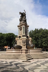 Fototapeta na wymiar fountain in square
